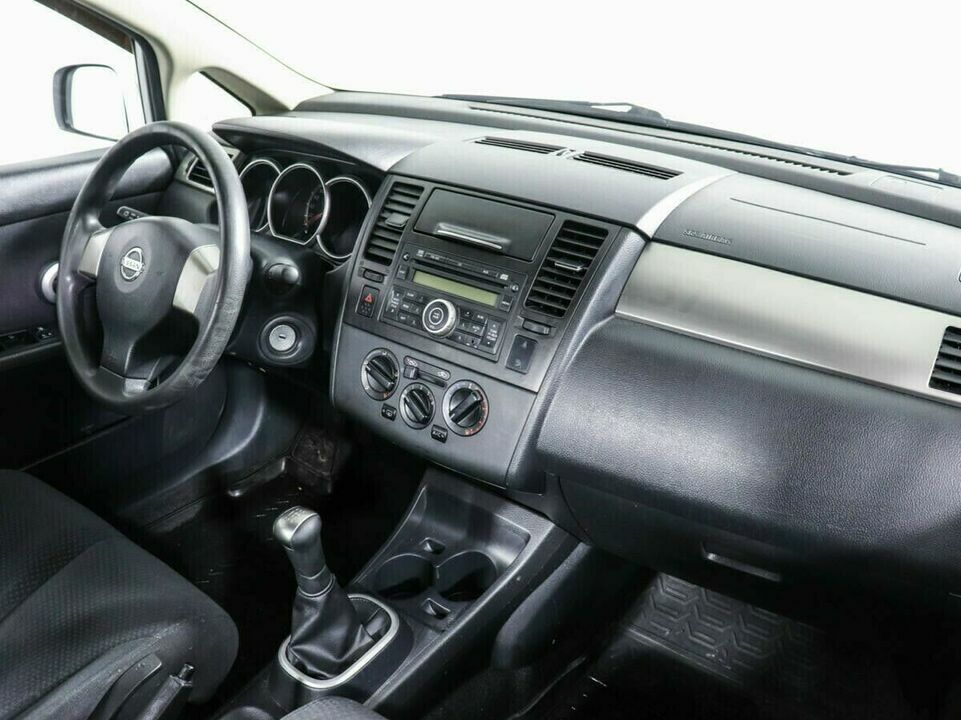 Nissan Tiida I Рестайлинг, фото №7