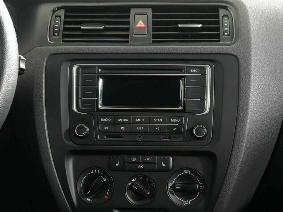 Volkswagen Jetta VI, фото №8