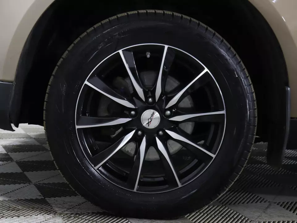 Geely Emgrand X7, фото №24