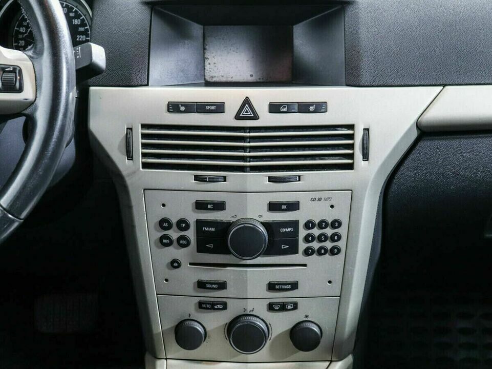Opel Astra H Рестайлинг, фото №7