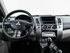 Mitsubishi pajero sport мкпп 2012 с пробегом 99 499 км, фото №4