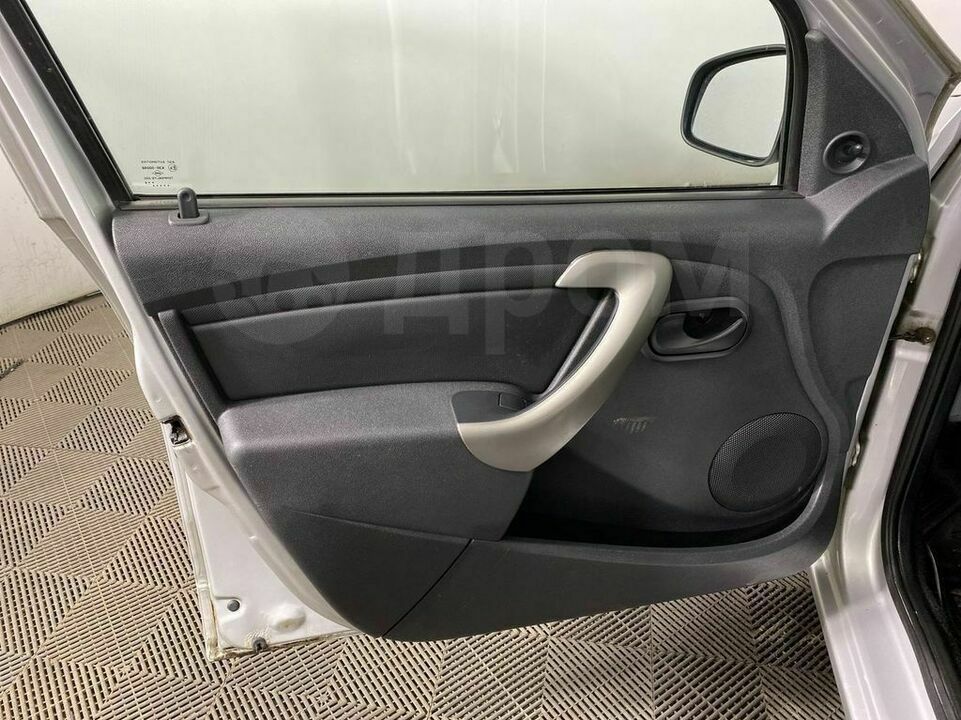 Renault Sandero, фото №11