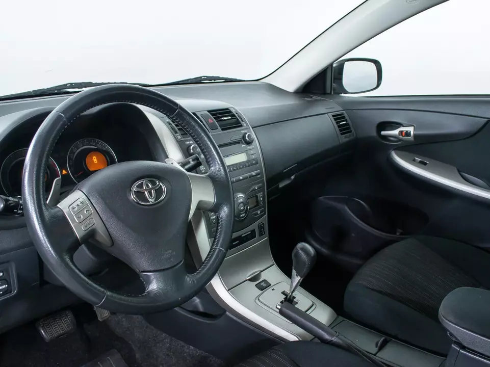 Toyota Corolla, фото №13
