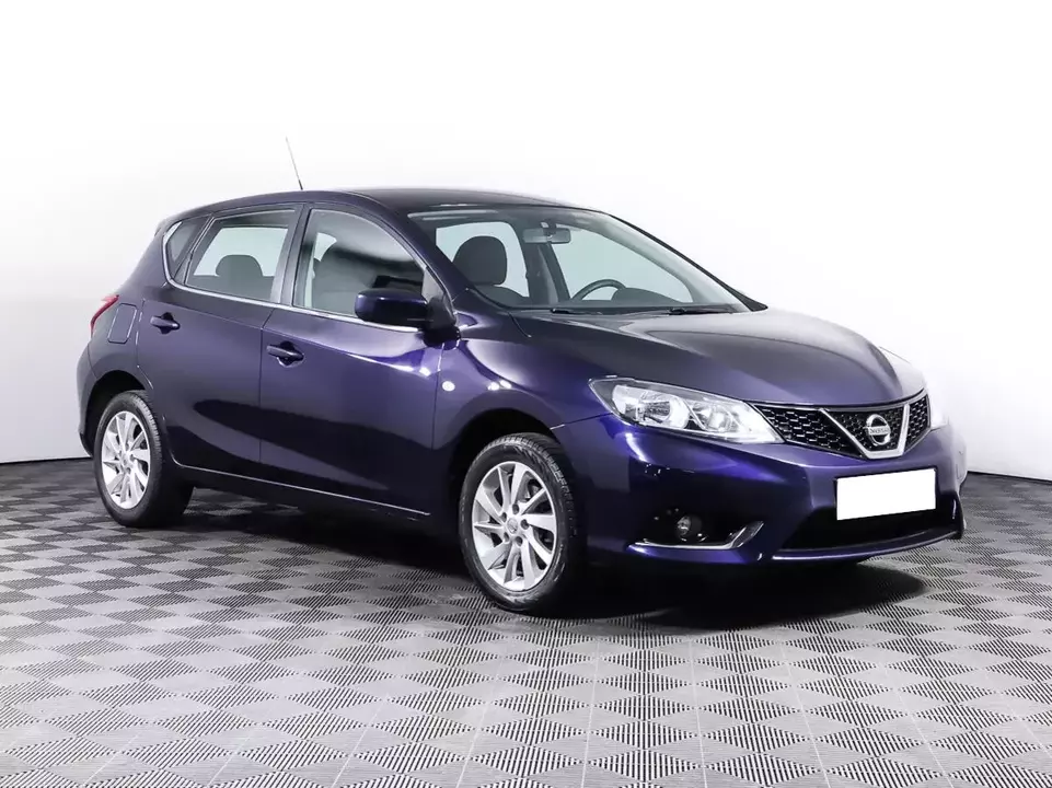 Nissan Tiida, фото №3