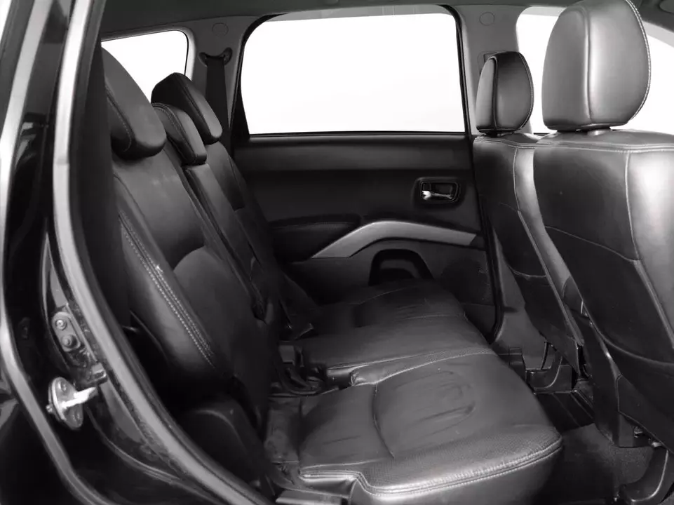 Mitsubishi Outlander, фото №11