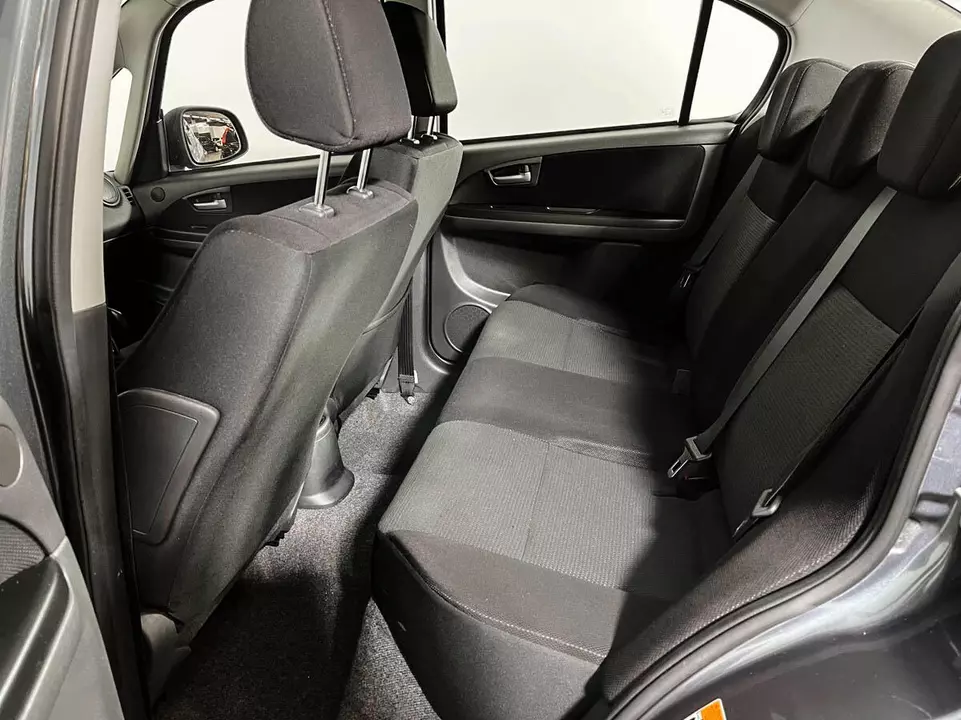 Suzuki SX4, фото №10