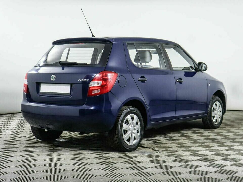 Skoda Fabia II, фото №2