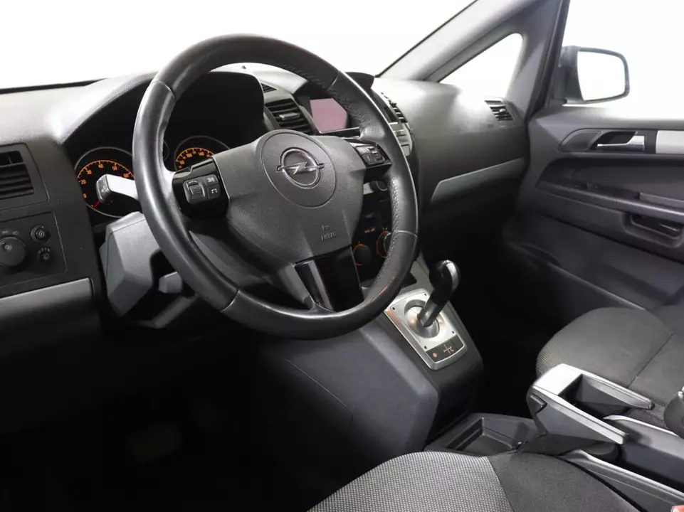 Opel Zafira, фото №14