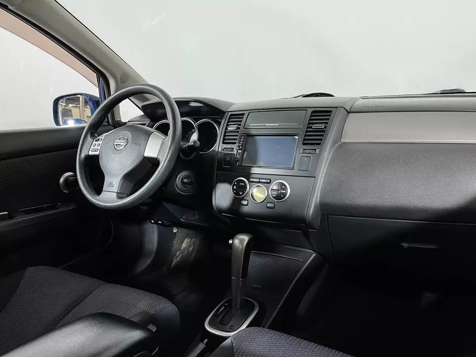 Nissan Tiida, фото №9
