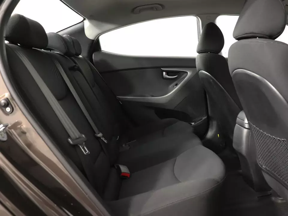 Hyundai Elantra, фото №12