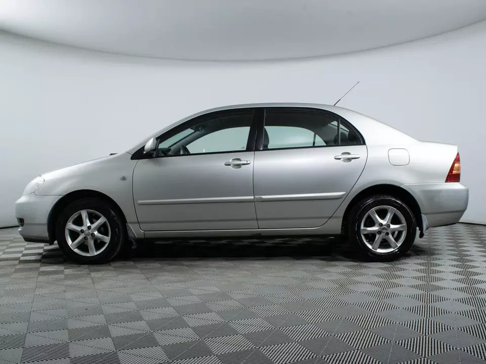 Toyota Corolla, фото №8