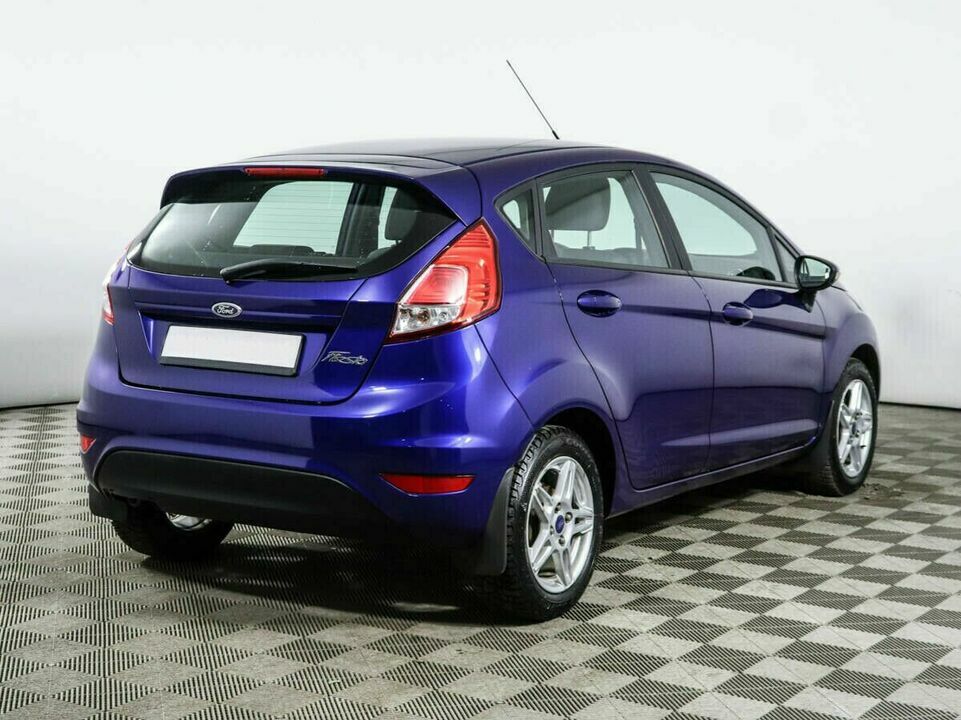 Ford Fiesta Mk6 Рестайлинг, фото №3