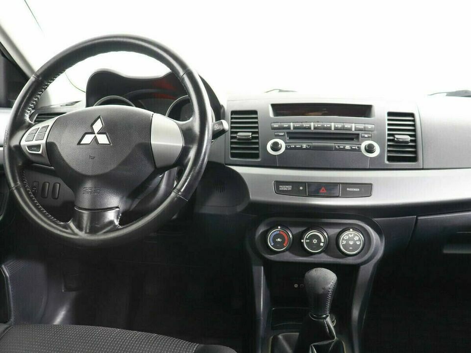 Mitsubishi Lancer X, фото №5