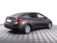 Hyundai Elantra, фото №5