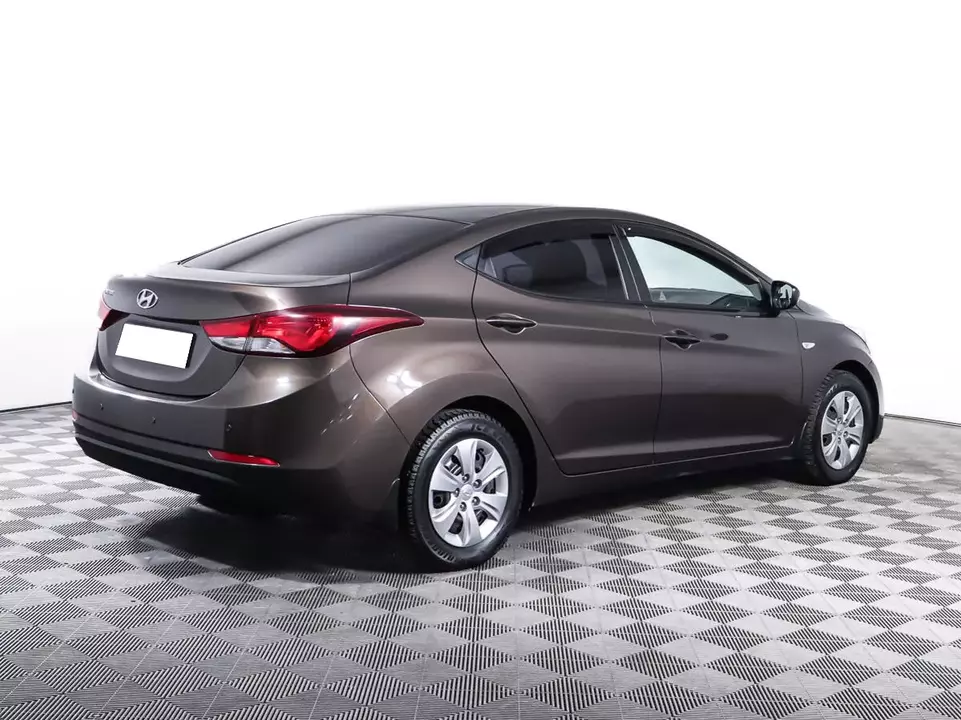 Hyundai Elantra, фото №5