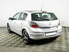 Opel Astra H Рестайлинг, фото №3