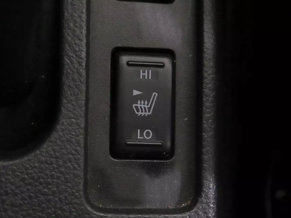 Nissan Tiida, фото №17