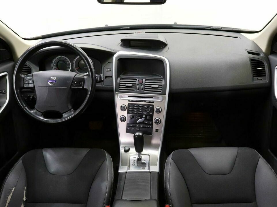 Volvo XC60, фото №9