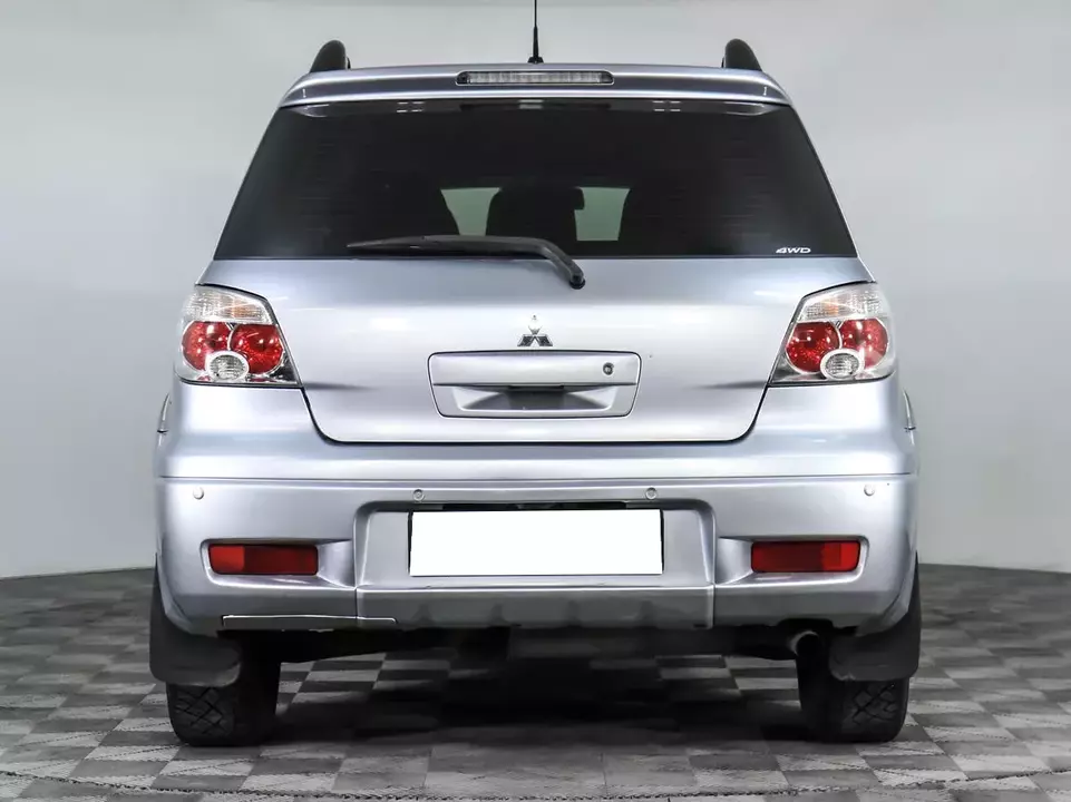 Mitsubishi Outlander, фото №6