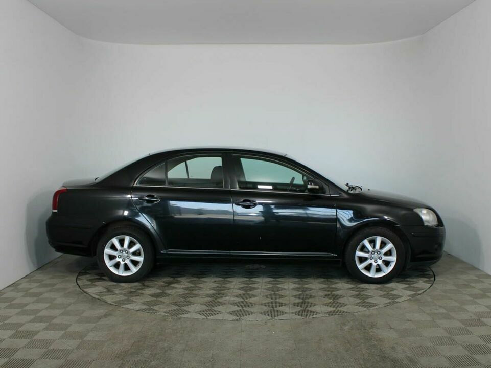 Toyota Avensis, фото №4