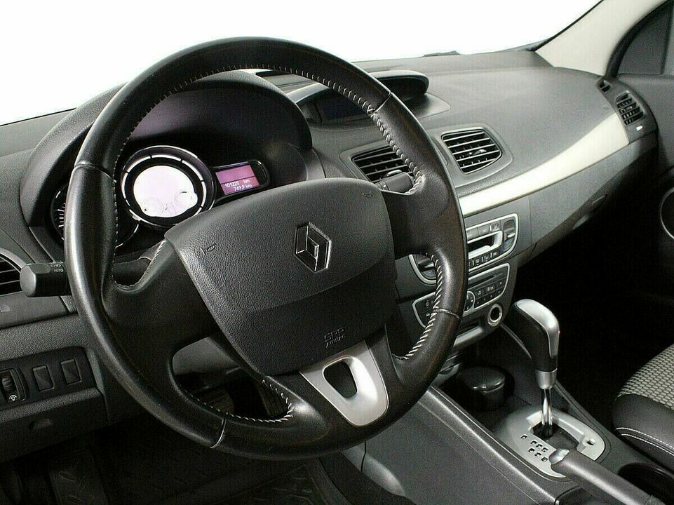 Renault fluence, фото №7