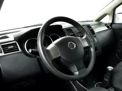 Nissan Tiida, фото №13