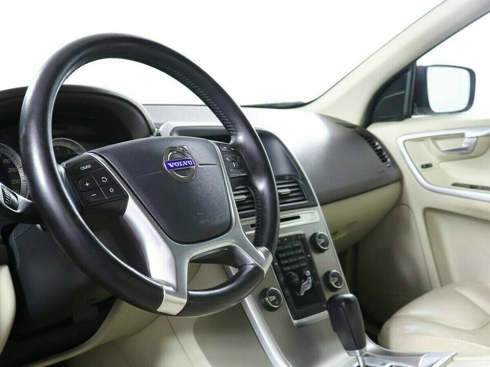 Volvo XC60 I, фото №9