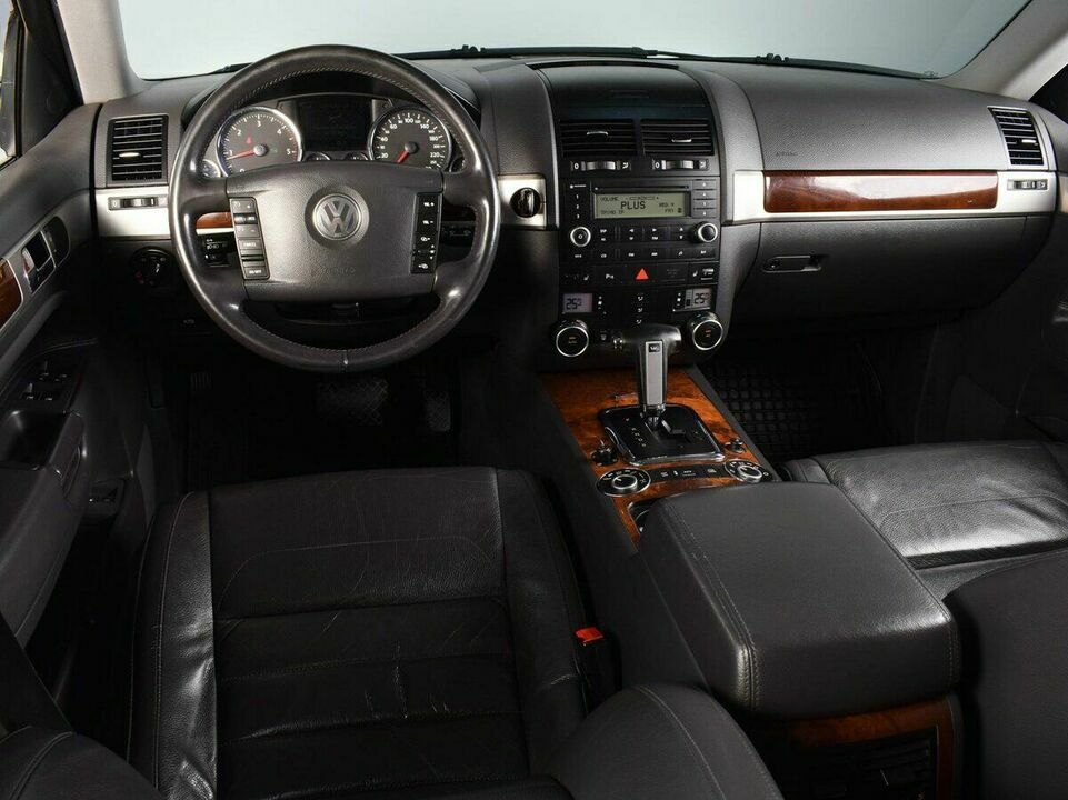 Volkswagen Touareg I Рестайлинг, фото №5