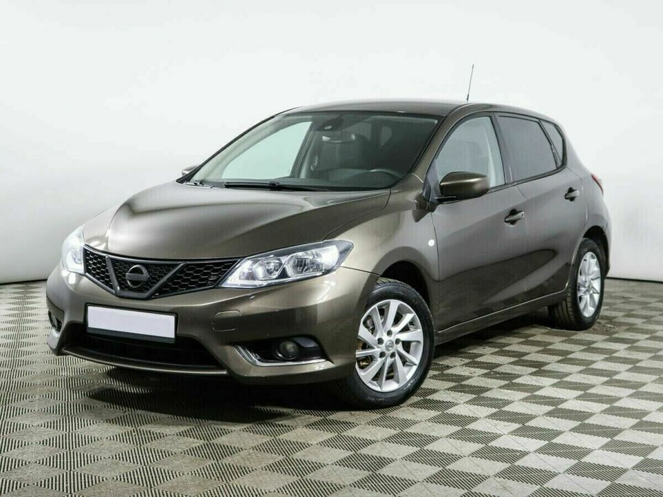 Nissan Tiida II, фото №1