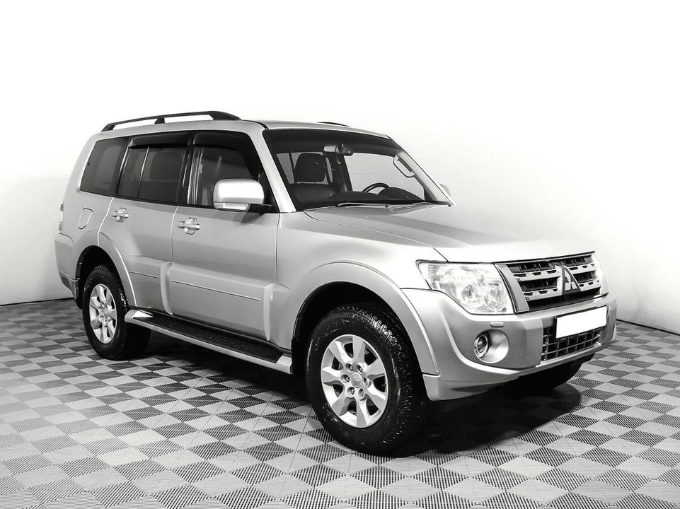 Mitsubishi Pajero IV, фото №2