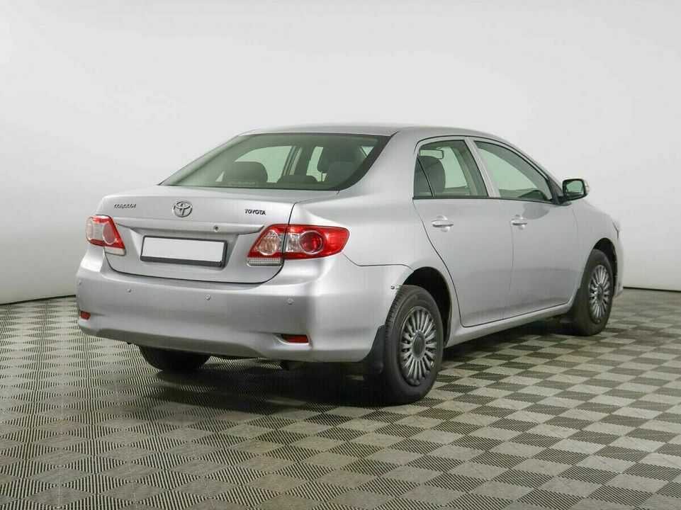 Toyota Corolla X (E140, E150) Рестайлинг, фото №2