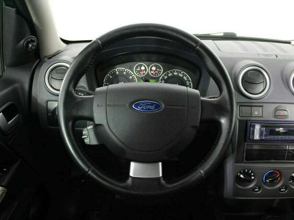 Ford Fusion I Рестайлинг, фото №6