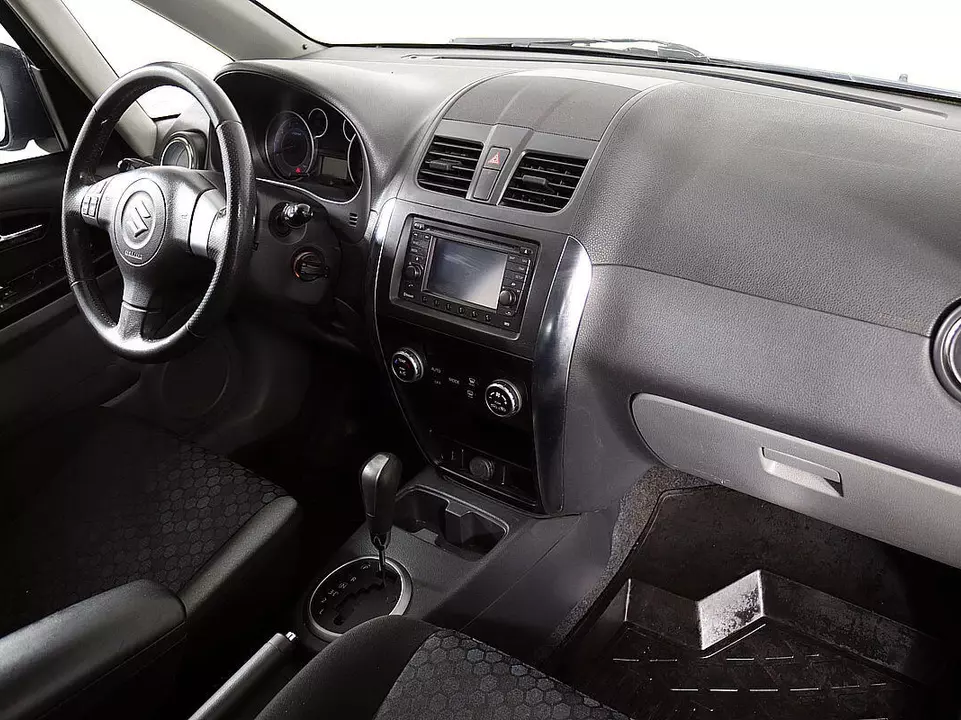 Suzuki SX4, фото №10