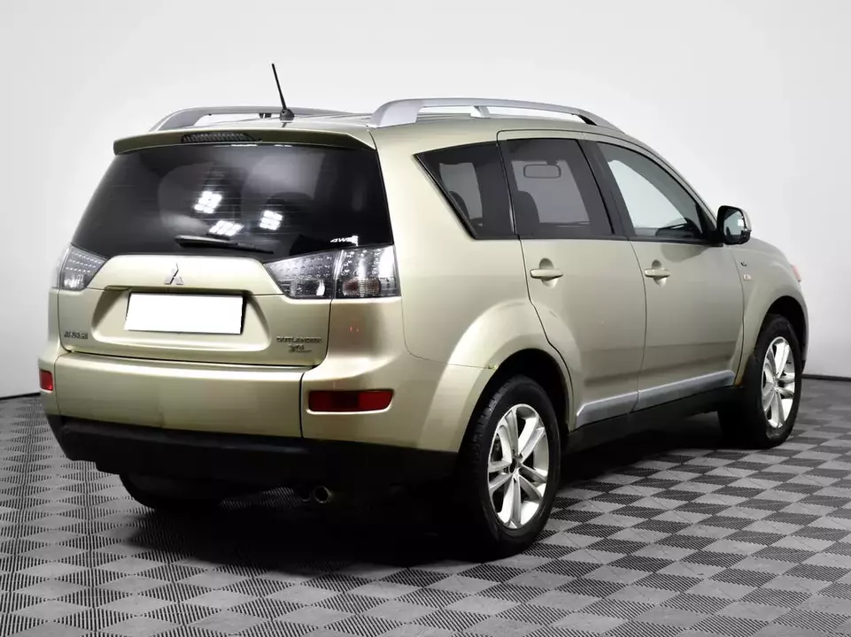 Mitsubishi Outlander, фото №5