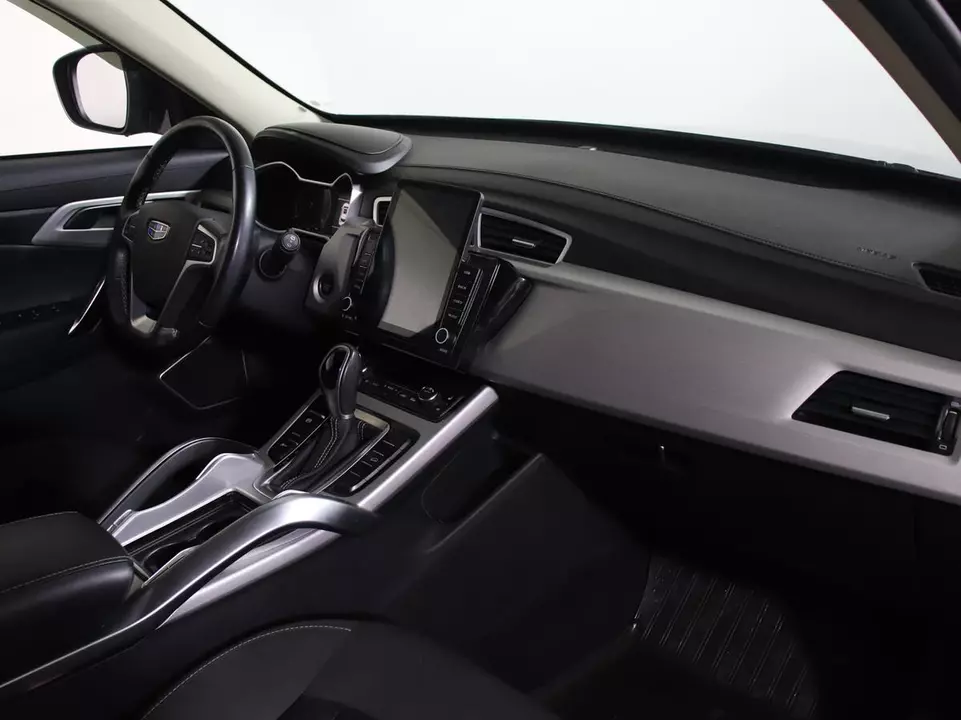 Geely Atlas, фото №9