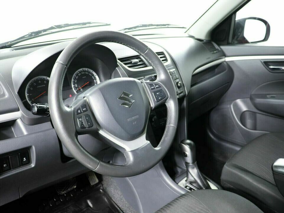 Suzuki Swift III, фото №5