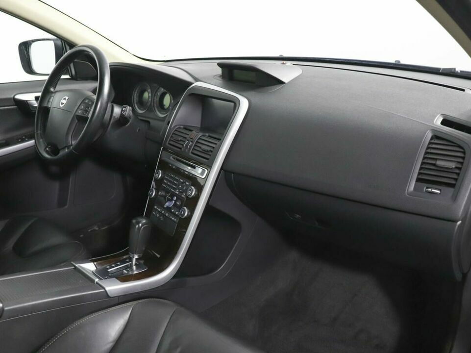 Volvo XC60, фото №6