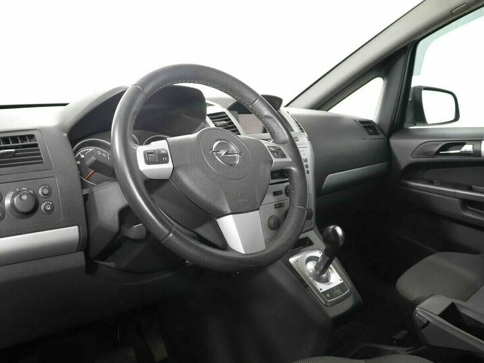 Opel Zafira B Рестайлинг, фото №8