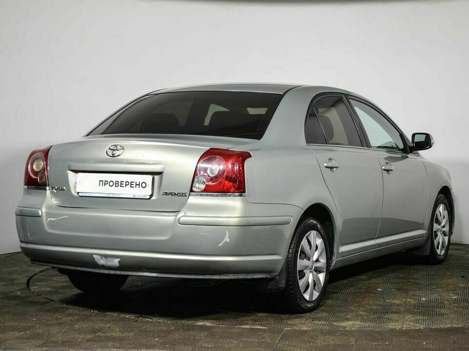 Toyota Avensis, фото №3