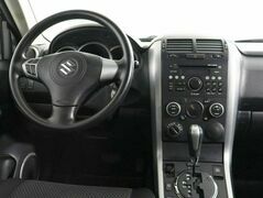 Suzuki Grand Vitara 2.0 Автомат, фото №5